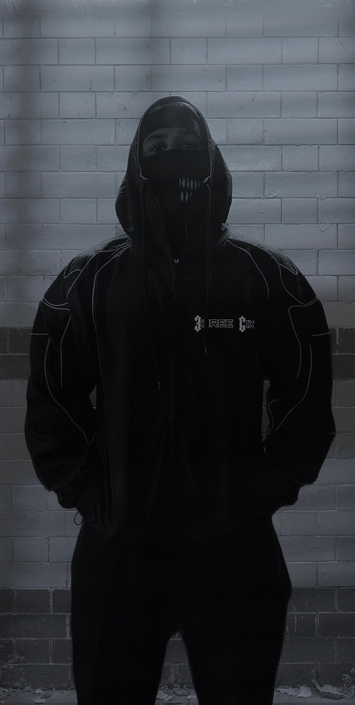 36 WINDBREAKER [BLACK]