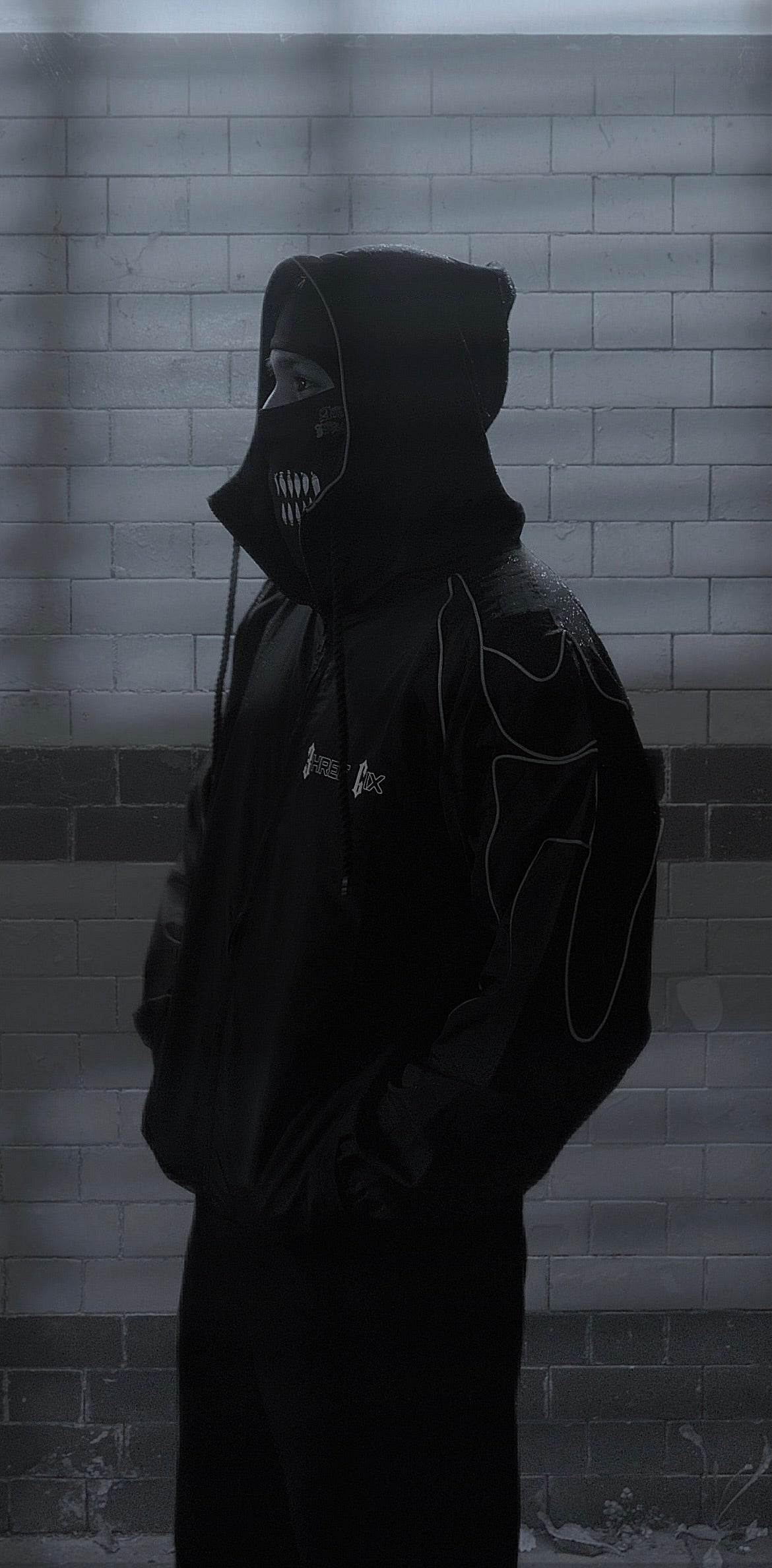 36 WINDBREAKER [BLACK]
